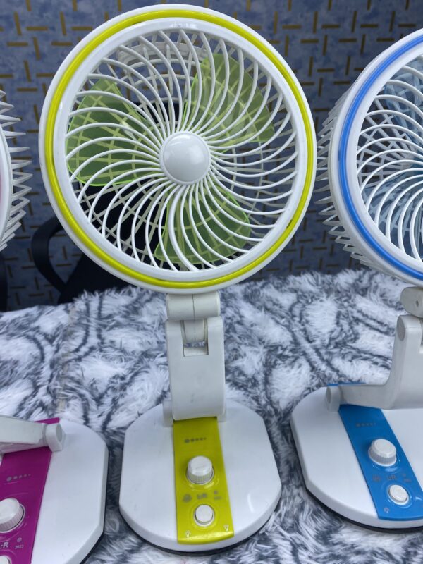Led light folding fan